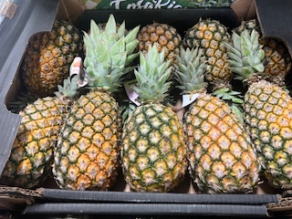ANANAS PAIN DE SUCRE  + -  10 KG